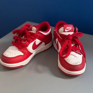 Nike Kids Sneakers in Red and White